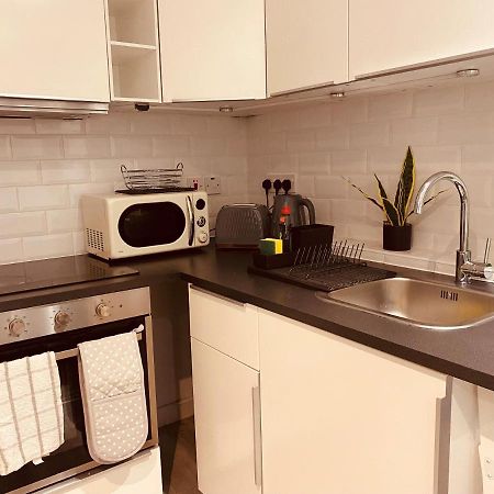 Modern 1 Bed Flat In The Heart Of Hackney Apartment London Exterior photo